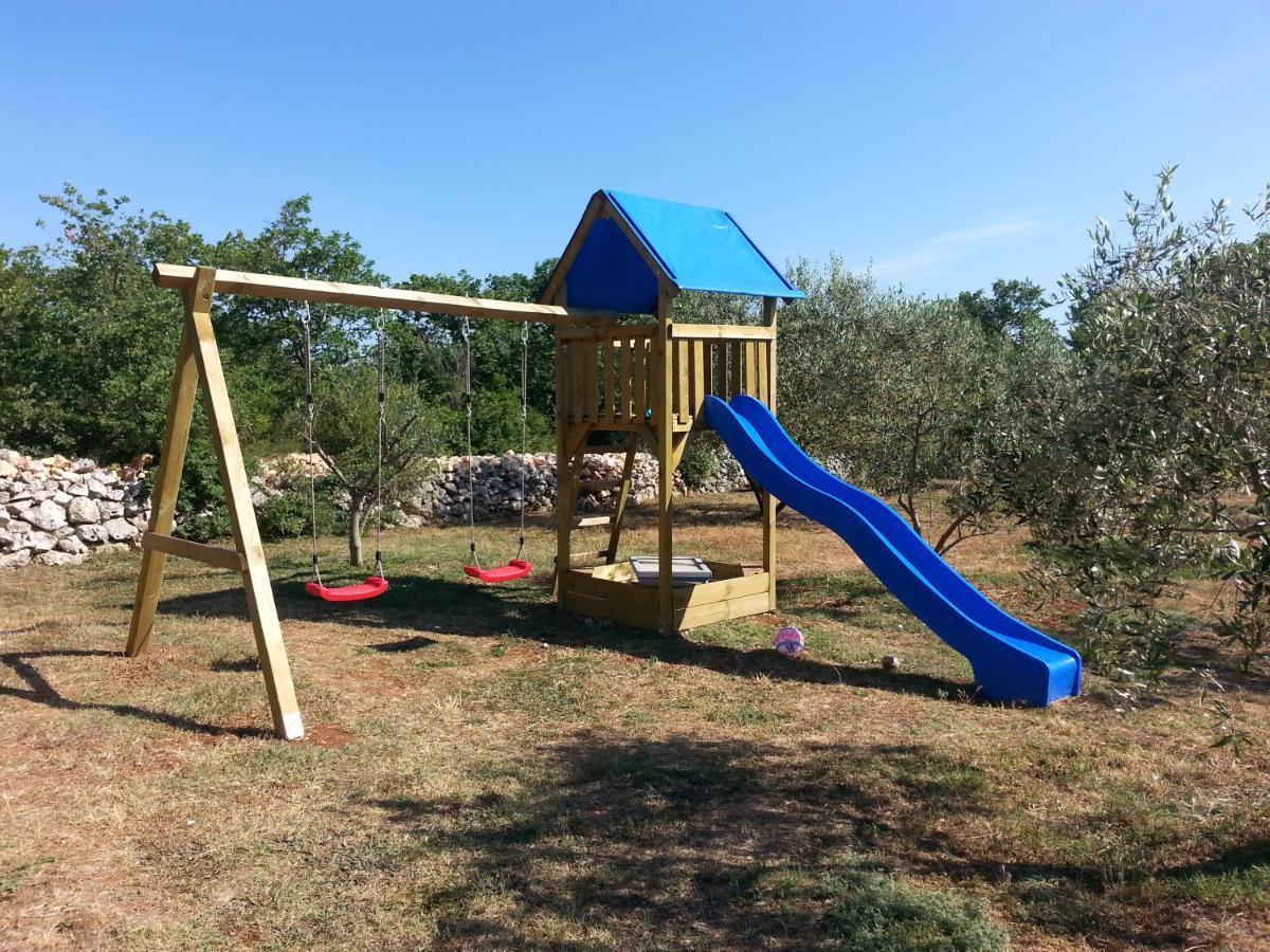 Holiday Home Hrast Debeljak Esterno foto